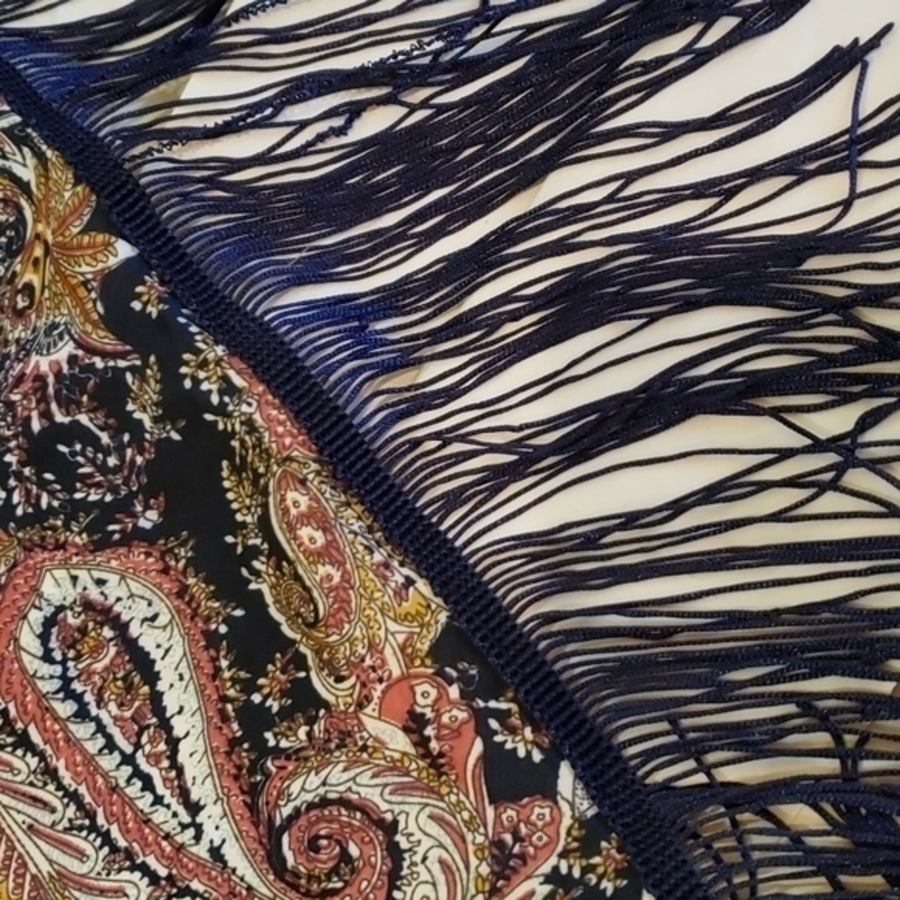 Gorgeous Navy Rust Cream‎ Paisley Scarf w/ Navy Blue Long Fringe - Picture 6 of 6